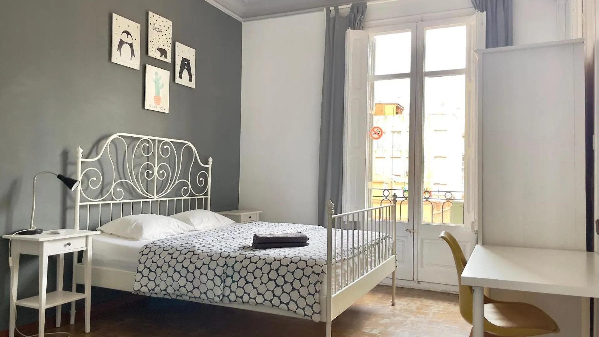 Grand Central Apartment Barcelona 0*,  Spanje